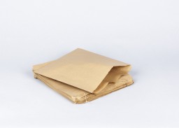 https://thebagnboxman-static.myshopblocks.com/images/import/brown-paper-bags-249x246mm-37gsm-BB10_2.jpg