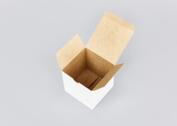 https://thebagnboxman-static.myshopblocks.com/images/import/white-flat-folding-gift-carton-95x95x95mm-MUC3330_open.jpg