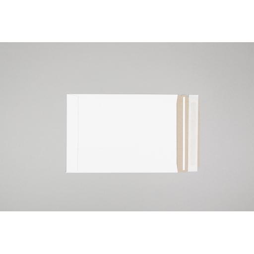 C5 White Board Envelope with Peel & Seal 229 x 162mm