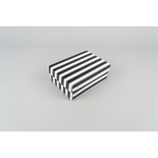 Gift Box 200 x 155 x 80mm Black and White
